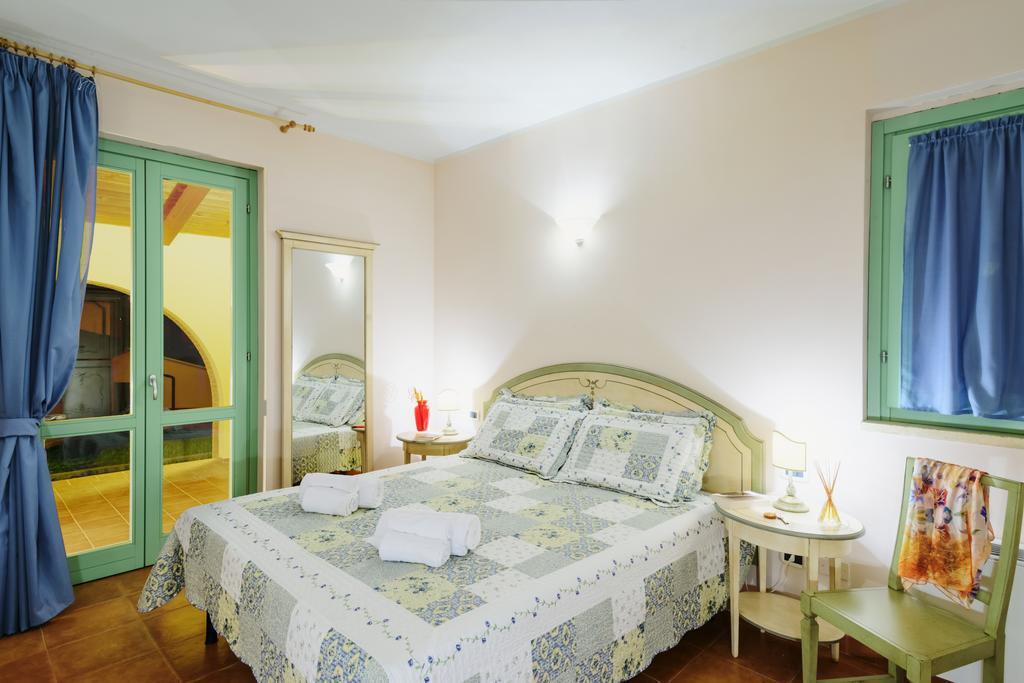 Pian Dei Mucini Resort Il Borgo ماسا ماريتيما الغرفة الصورة