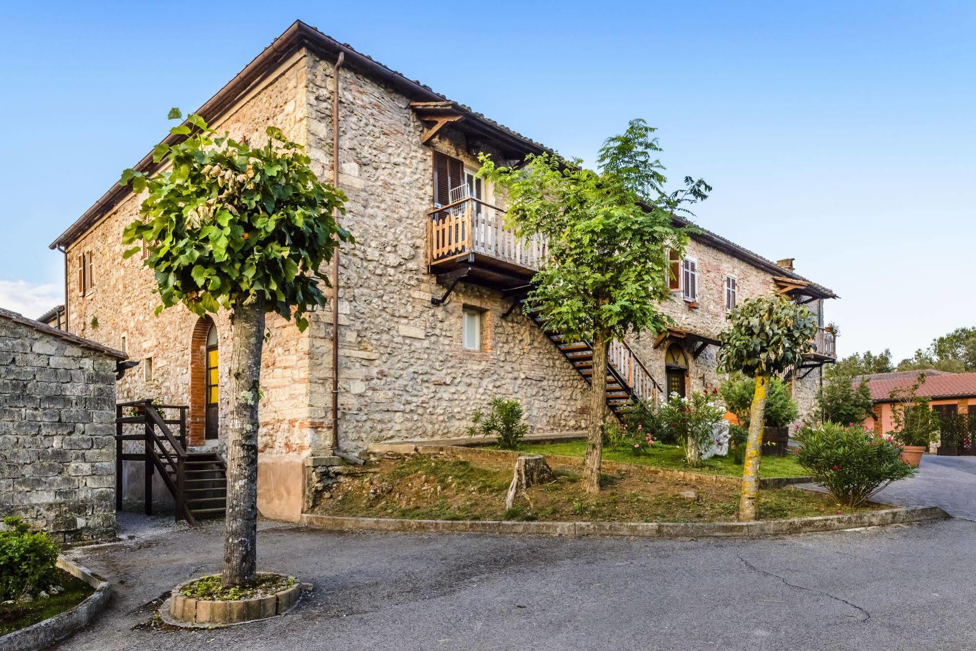 Pian Dei Mucini Resort Il Borgo ماسا ماريتيما المظهر الخارجي الصورة