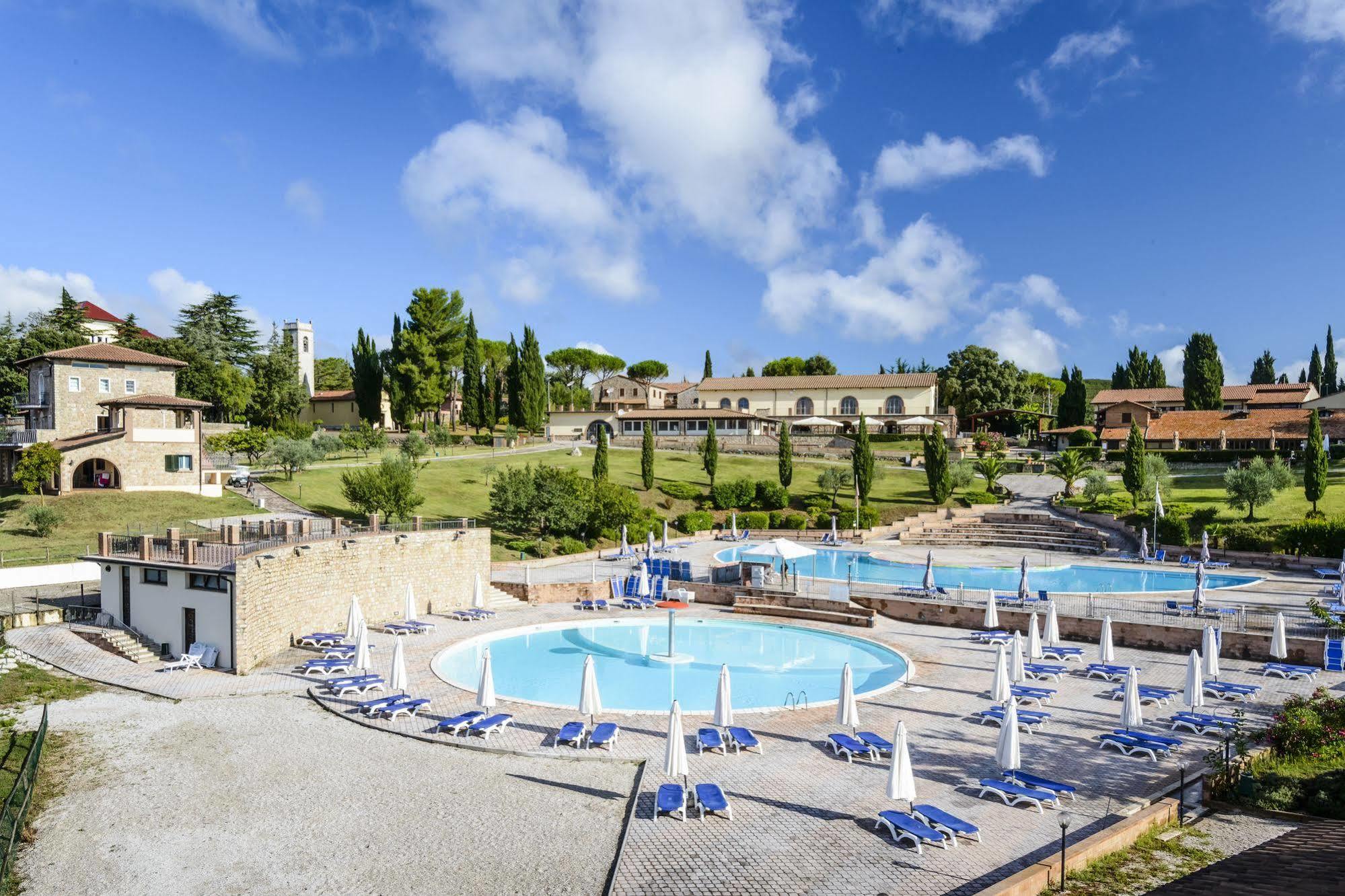 Pian Dei Mucini Resort Il Borgo ماسا ماريتيما المظهر الخارجي الصورة